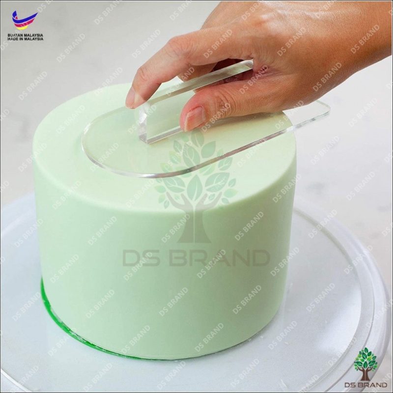 Cake Smoother Tool Made from Quality Acrylic Material - Image 6